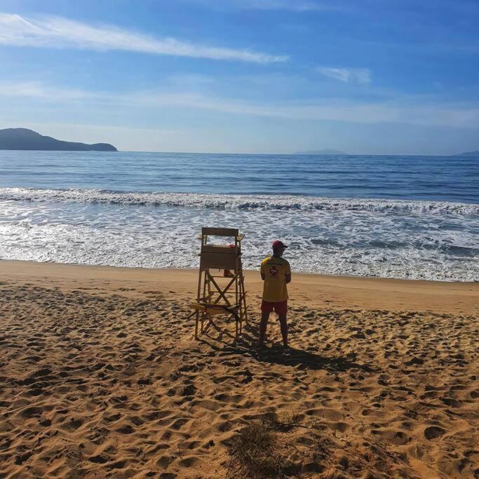 100Mts Da Praia Com Churrasqueira, Piscina E Wi-Fi Caraguatatuba Exterior foto